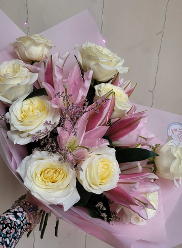 Притяжение любви от интернет-магазина цветов в 