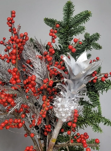 Нобилис+ананас от интернет-магазина цветов в 