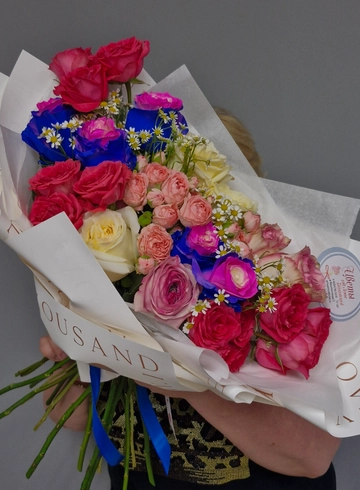 Любовь-чувство яркое!  от интернет-магазина цветов в 