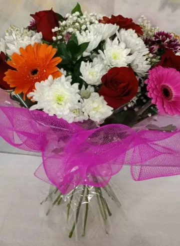 Сборный букет &laquo;Ослепительное вдохновение&raquo; от интернет-магазина цветов в 