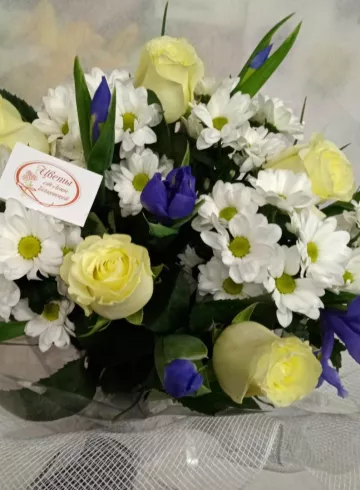 Сборный букет &laquo;Три желания&raquo; от интернет-магазина цветов в 