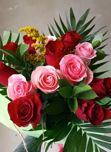 Букет из роз &laquo;Кураж&raquo; от интернет-магазина цветов в 