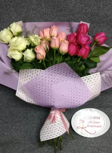 Букет &laquo;Джули&raquo; от интернет-магазина цветов в 