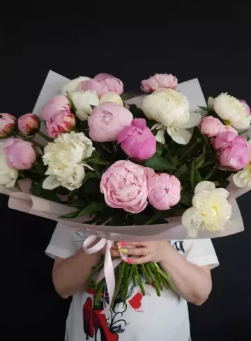 Букет из пион &laquo;Эйфория&raquo; от интернет-магазина цветов в 