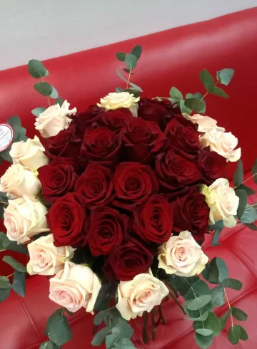 Букет из роз &laquo;Милой&raquo; от интернет-магазина цветов в 