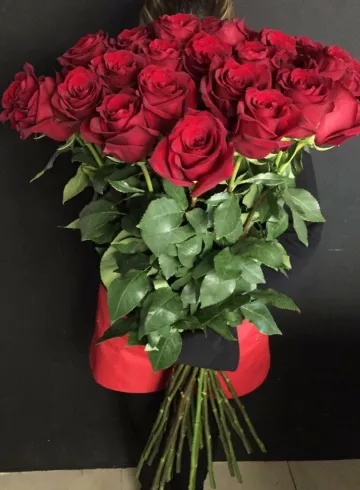 Букет роз &laquo;Великан&raquo; от интернет-магазина цветов в 