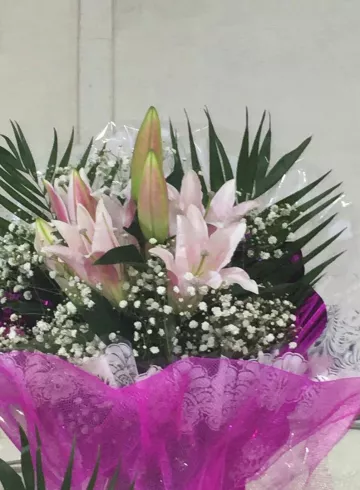 Сборный букет &laquo;Милана&raquo; от интернет-магазина цветов в 