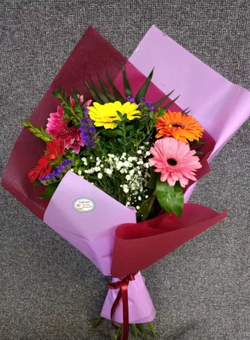 Сборный букет «Марго» от интернет-магазина цветов в 