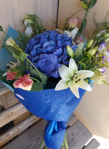 Сборный букет Нежный шелест от интернет-магазина цветов в 