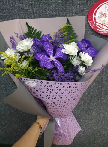 Букет &laquo;Джулия&raquo; от интернет-магазина цветов в 