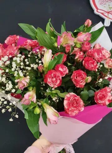 Сборный букет &laquo;Нежные слова&raquo; от интернет-магазина цветов в 