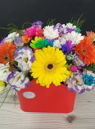 Корзинка цветов &laquo;Лукошко&raquo; от интернет-магазина цветов в 