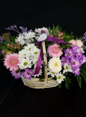 Корзина &laquo;Лучший праздник-2&raquo; от интернет-магазина цветов в 