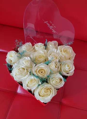 Шляпная коробка «Сердечко» от интернет-магазина цветов в 