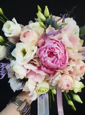 Букет невесты «Из гортензии» от интернет-магазина цветов в 