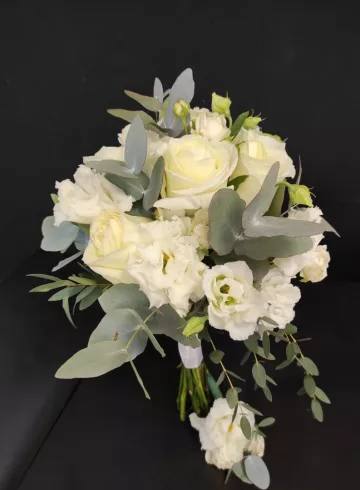 Букет невесты «Прекрасней всех» от интернет-магазина цветов в 