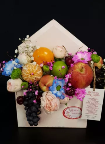 Фудконверт &laquo;Летние вкусняшки&raquo; от интернет-магазина цветов в 